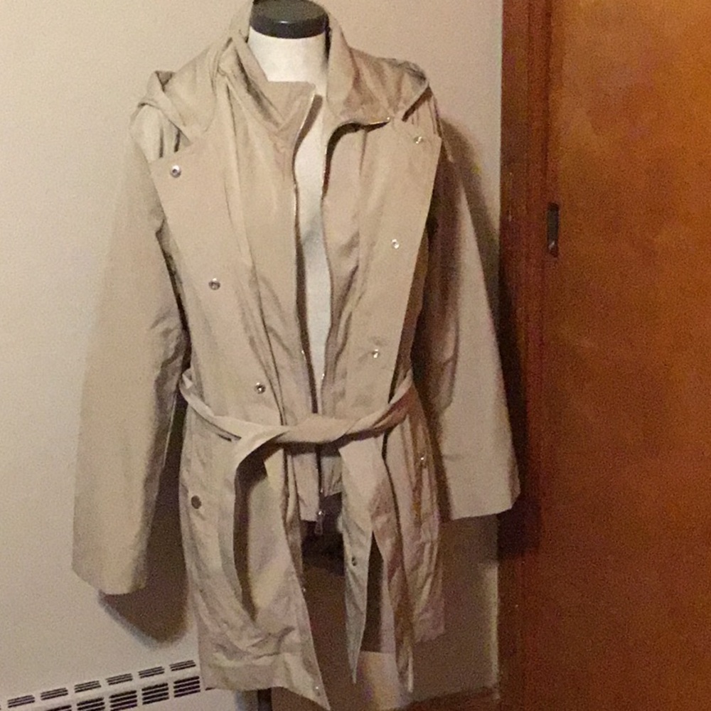 Light weight jacket